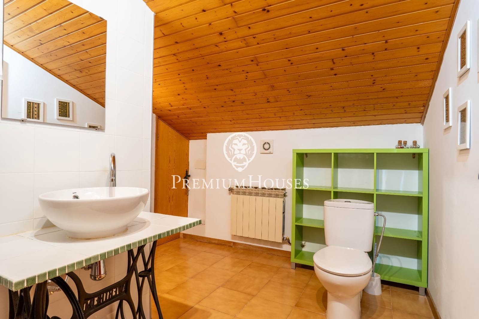 9 soverom Finca/Herregård til salgs i Montblanc med svømmebasseng - € 550 000 (Ref: 8979531)