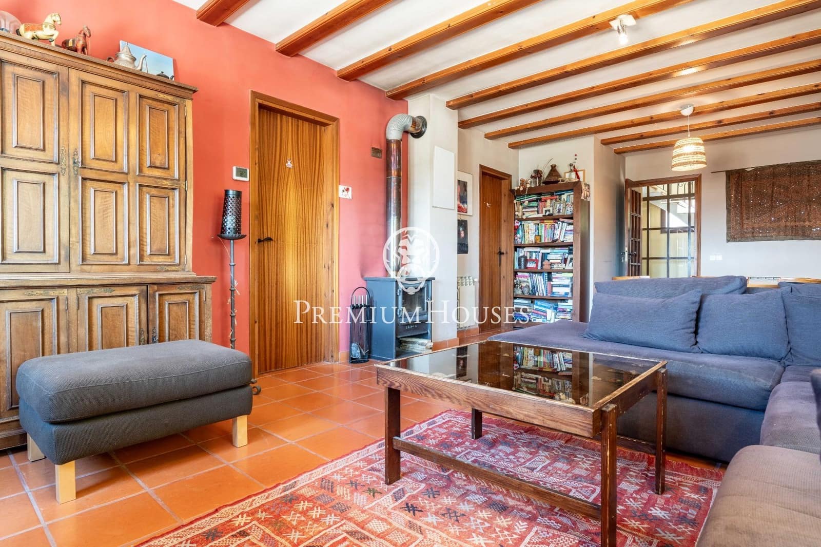 9 soverom Finca/Herregård til salgs i Montblanc med svømmebasseng - € 550 000 (Ref: 8979531)