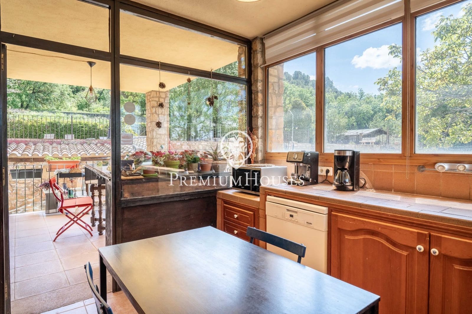 9 soverom Finca/Herregård til salgs i Montblanc med svømmebasseng - € 550 000 (Ref: 8979531)