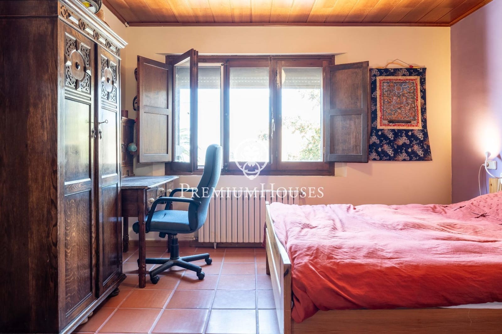 9 soverom Finca/Herregård til salgs i Montblanc med svømmebasseng - € 550 000 (Ref: 8979531)