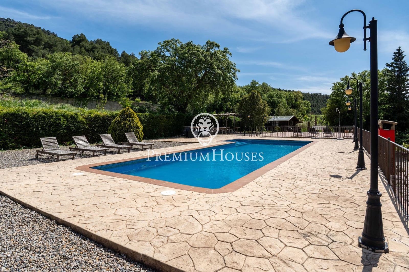 9 soverom Finca/Herregård til salgs i Montblanc med svømmebasseng - € 550 000 (Ref: 8979531)