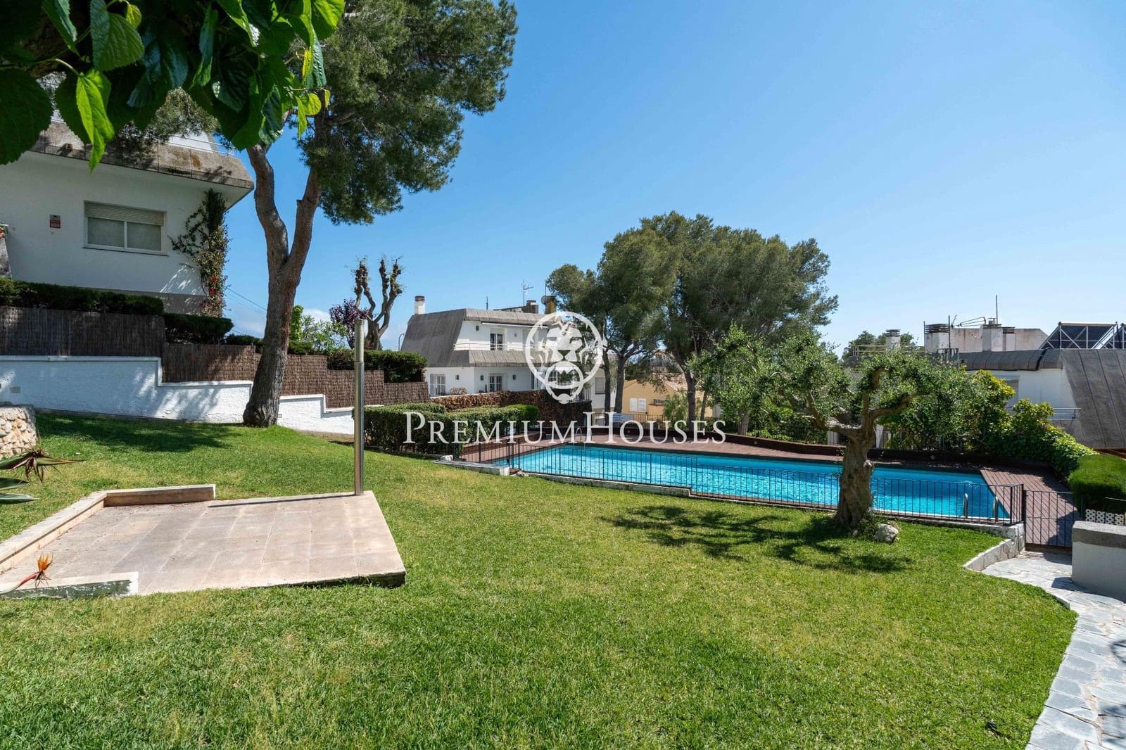 5 sypialnia Dom blizniak na sprzedaż w Sant Pere de Ribes z basenem - 665 000 € (Ref: 8988694)