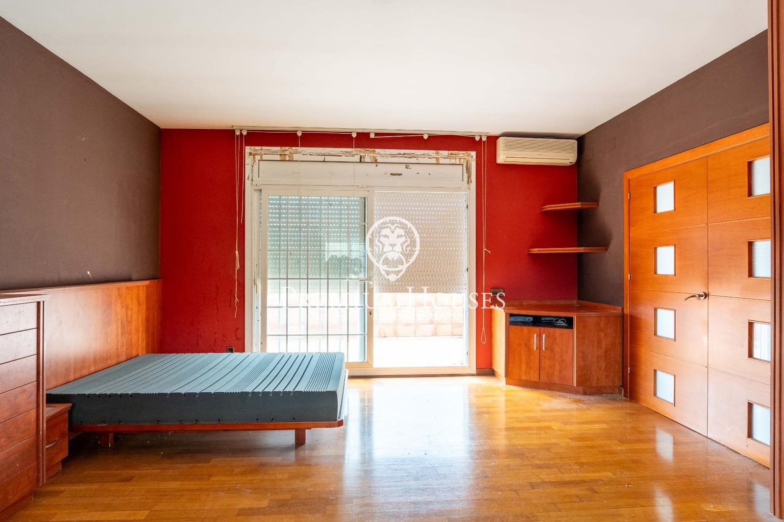 3 soverom Villa til salgs i Castelldefels med svømmebasseng - € 900 000 (Ref: 8988695)