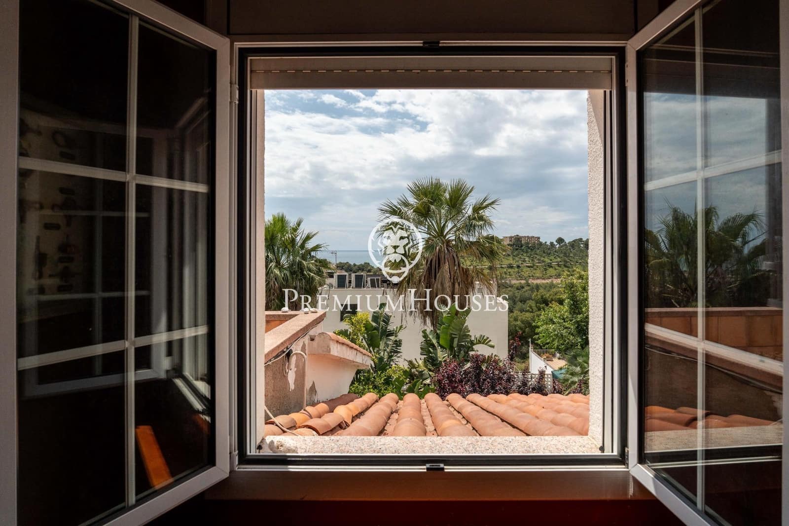 3 soverom Villa til salgs i Castelldefels med svømmebasseng - € 900 000 (Ref: 8988695)