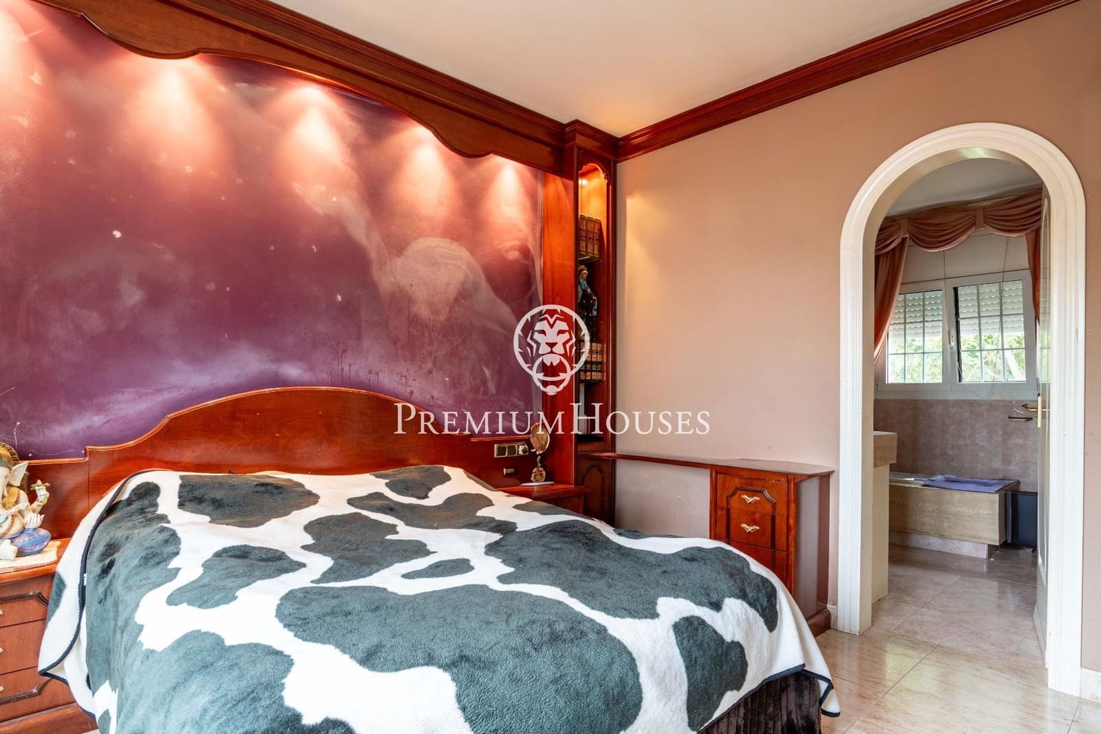 3 soverom Villa til salgs i Castelldefels med svømmebasseng - € 900 000 (Ref: 8988695)