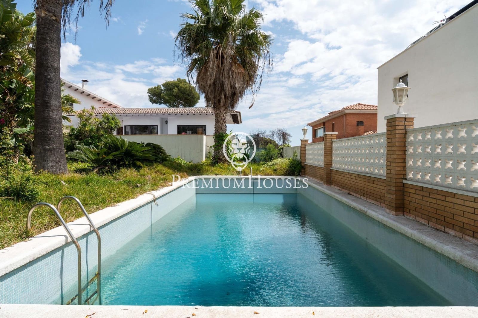 3 soverom Villa til salgs i Castelldefels med svømmebasseng - € 900 000 (Ref: 8988695)