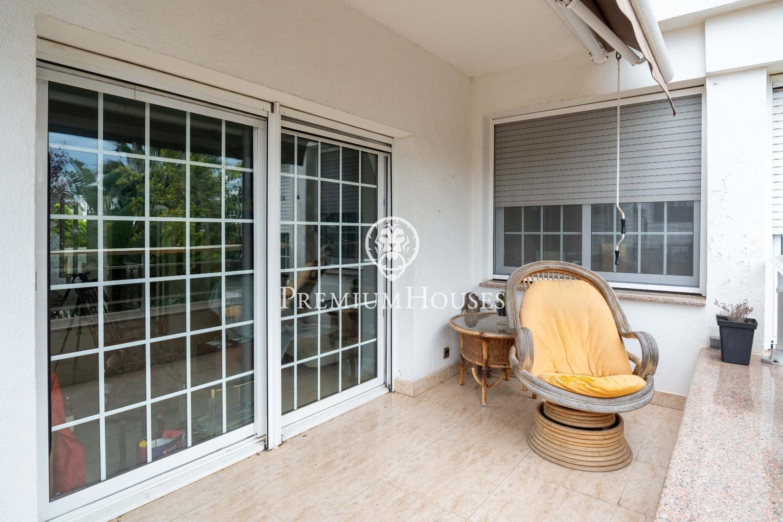 3 soverom Villa til salgs i Castelldefels med svømmebasseng - € 900 000 (Ref: 8988695)