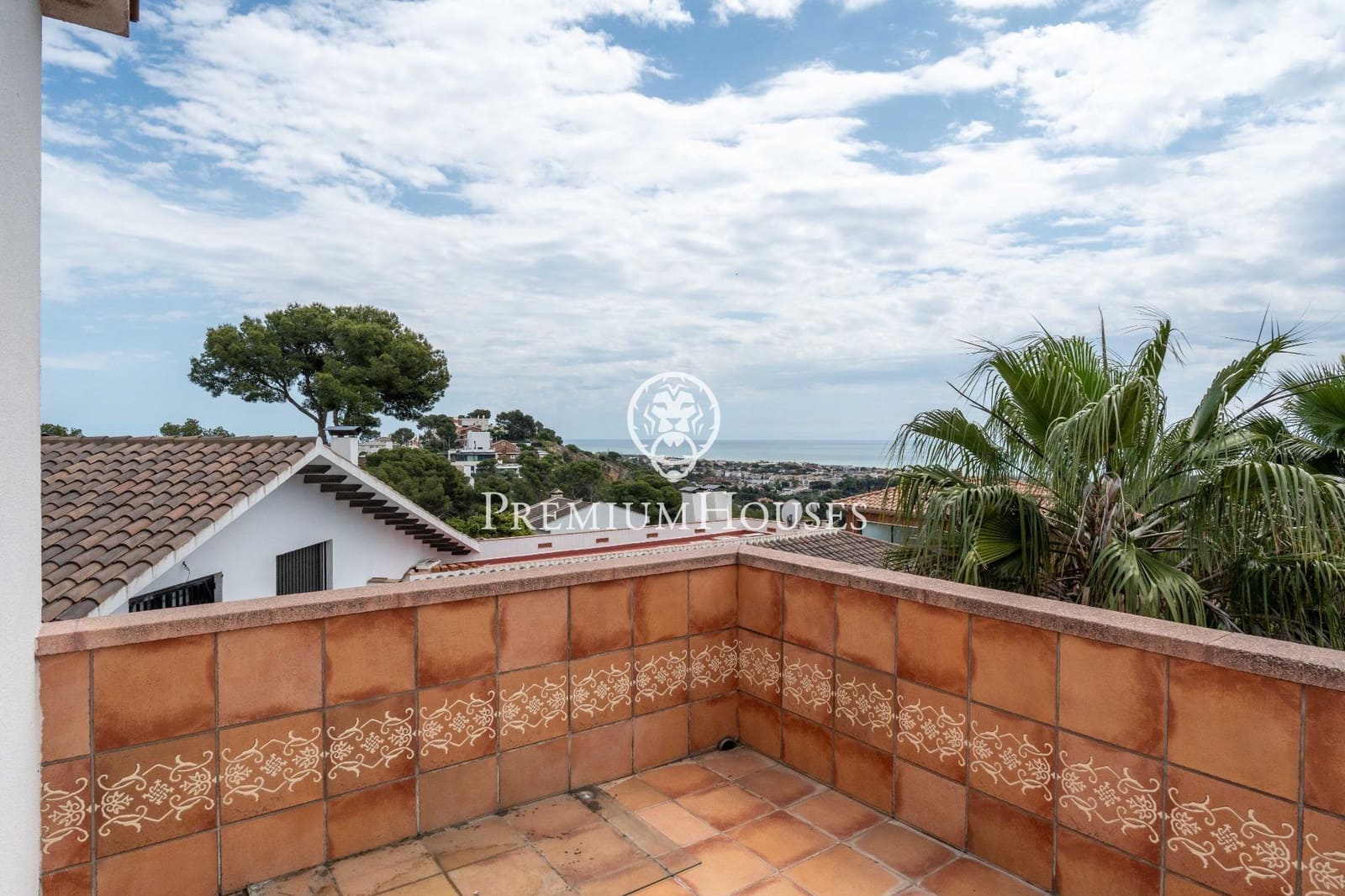 3 soverom Villa til salgs i Castelldefels med svømmebasseng - € 900 000 (Ref: 8988695)