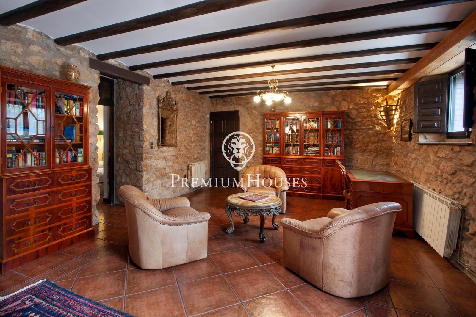 4 quarto Casa em Banda para venda em Montblanc com garagem - 540 000 € (Ref: 9003419)