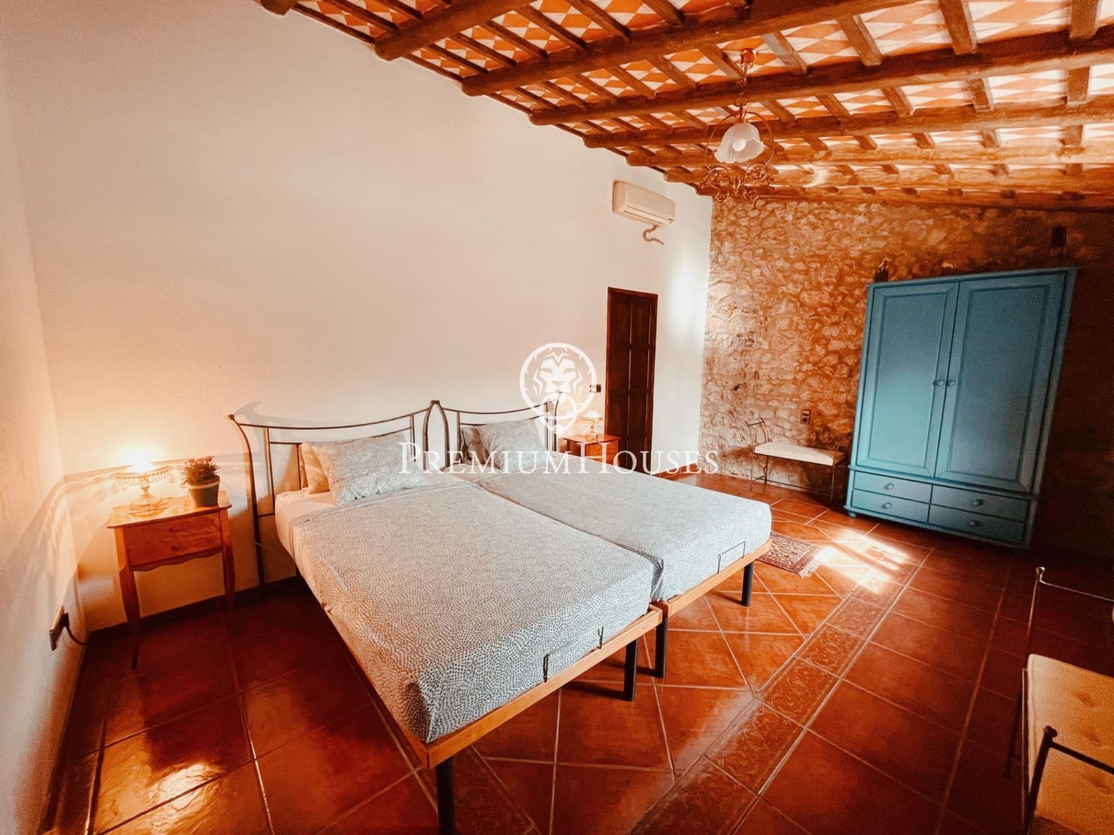 4 quarto Casa em Banda para venda em Montblanc com garagem - 540 000 € (Ref: 9003419)