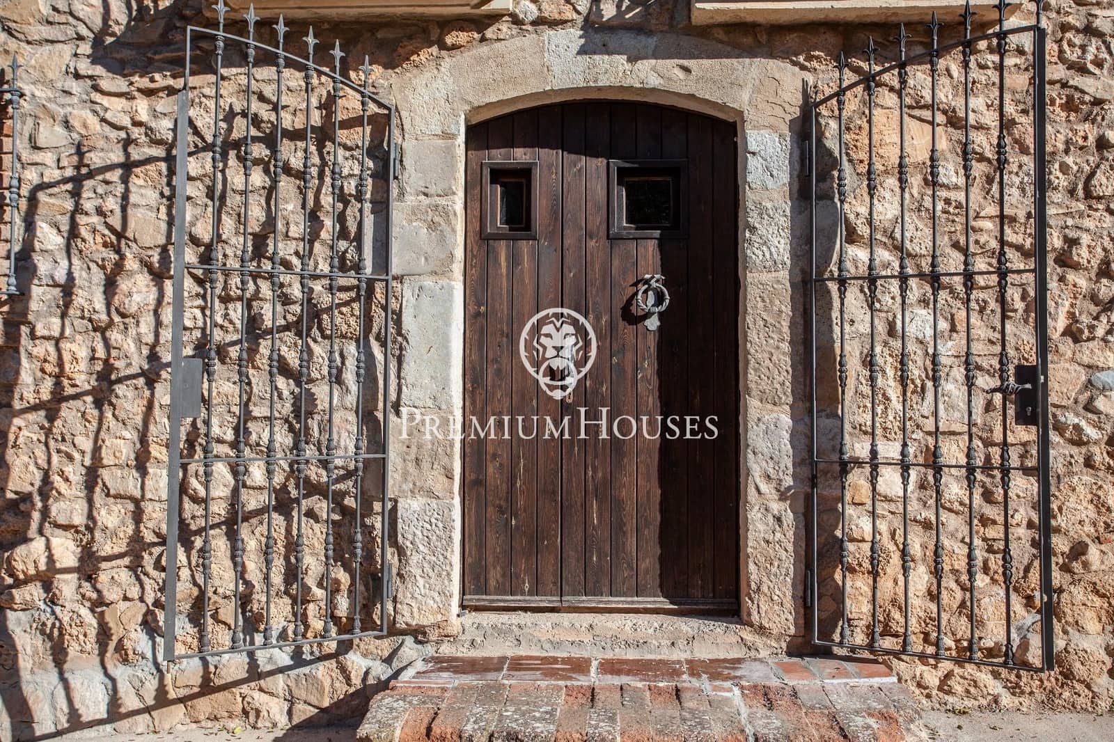 4 quarto Casa em Banda para venda em Montblanc com garagem - 540 000 € (Ref: 9003419)