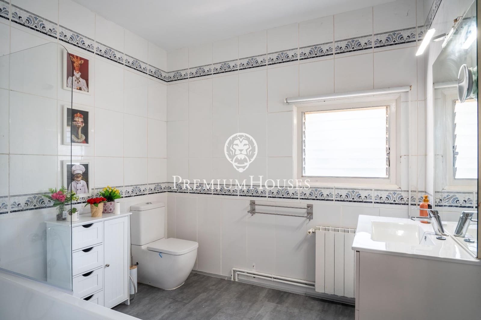 6 soverom Villa til salgs i Sitges med svømmebasseng garasje - € 2 800 000 (Ref: 9003420)