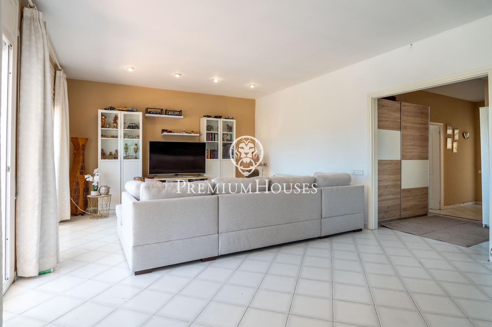 6 soverom Villa til salgs i Sitges med svømmebasseng garasje - € 2 800 000 (Ref: 9003420)