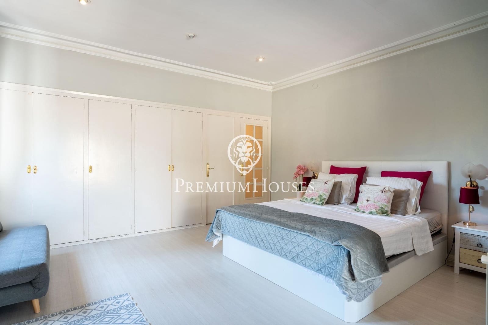 6 soverom Villa til salgs i Sitges med svømmebasseng garasje - € 2 800 000 (Ref: 9003420)