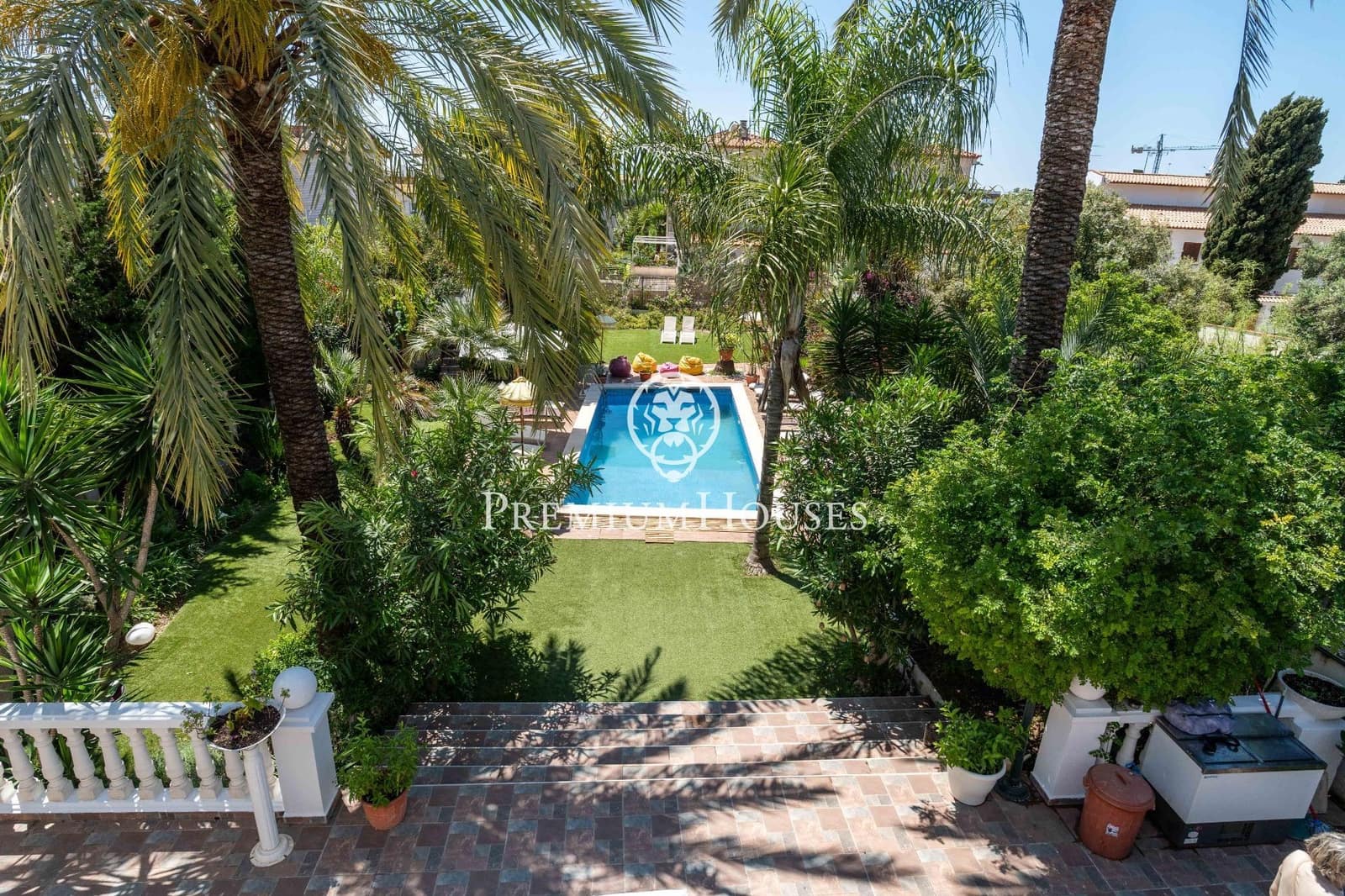 6 soverom Villa til salgs i Sitges med svømmebasseng garasje - € 2 800 000 (Ref: 9003420)