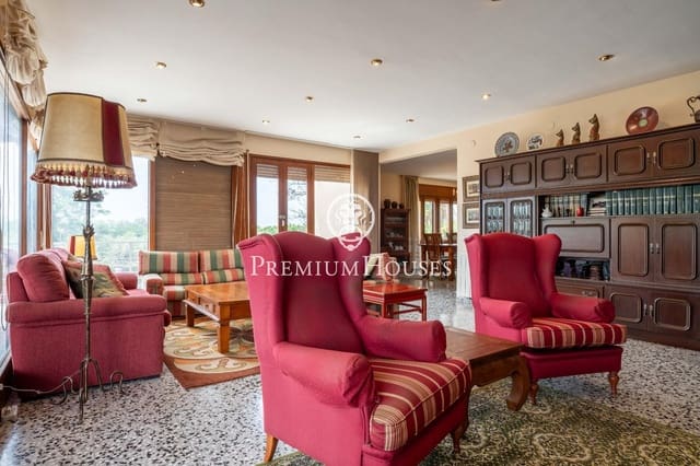 9 sypialnia Finka/Dom wiejski na sprzedaż w Riudoms z basenem - 815 000 € (Ref: 9003421)