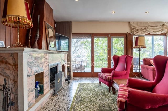 9 sypialnia Finka/Dom wiejski na sprzedaż w Riudoms z basenem - 815 000 € (Ref: 9003421)