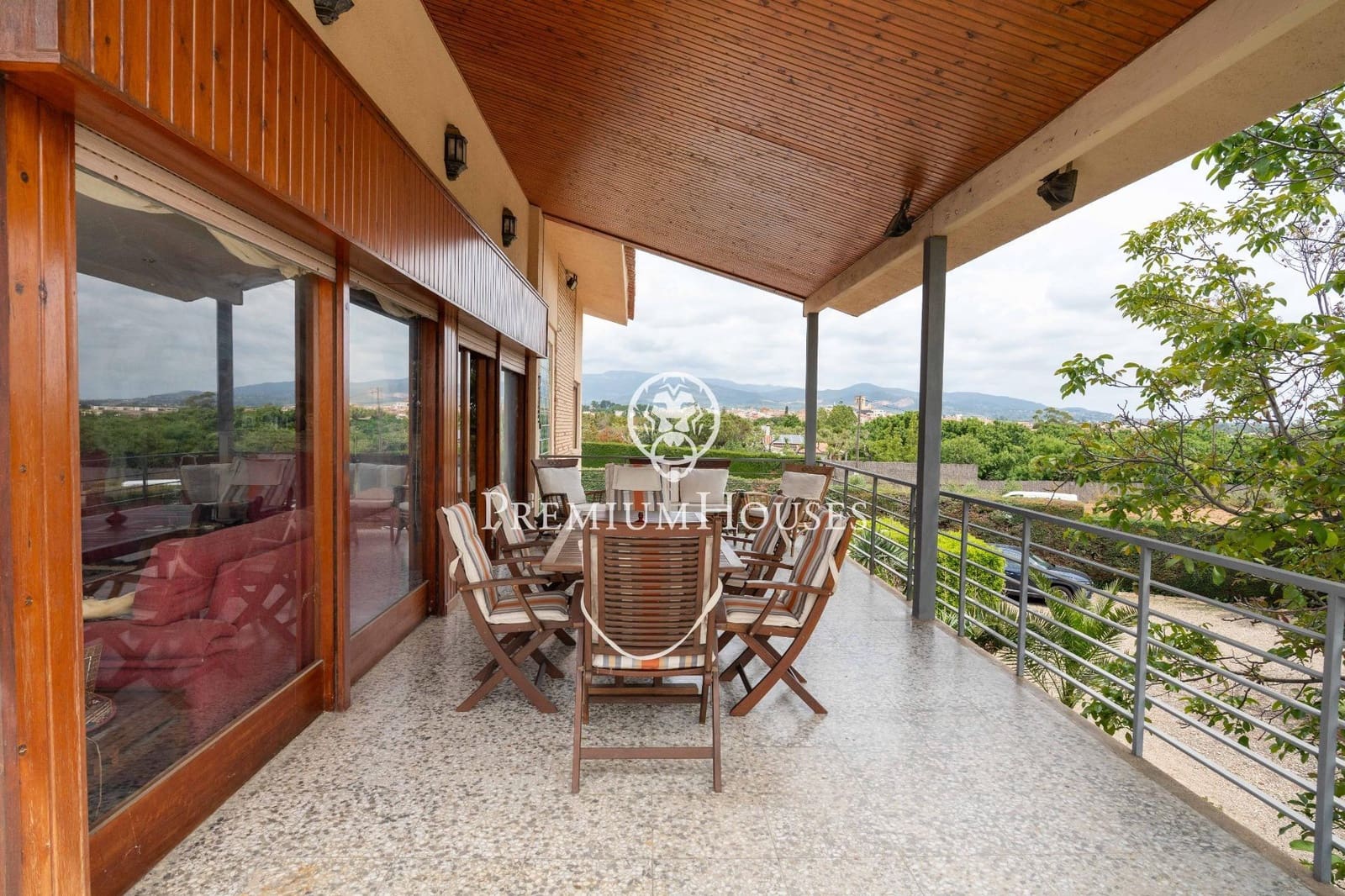 9 soveværelse Finca/Landehus til salg i Riudoms med swimmingpool - € 815.000 (Ref: 9003421)