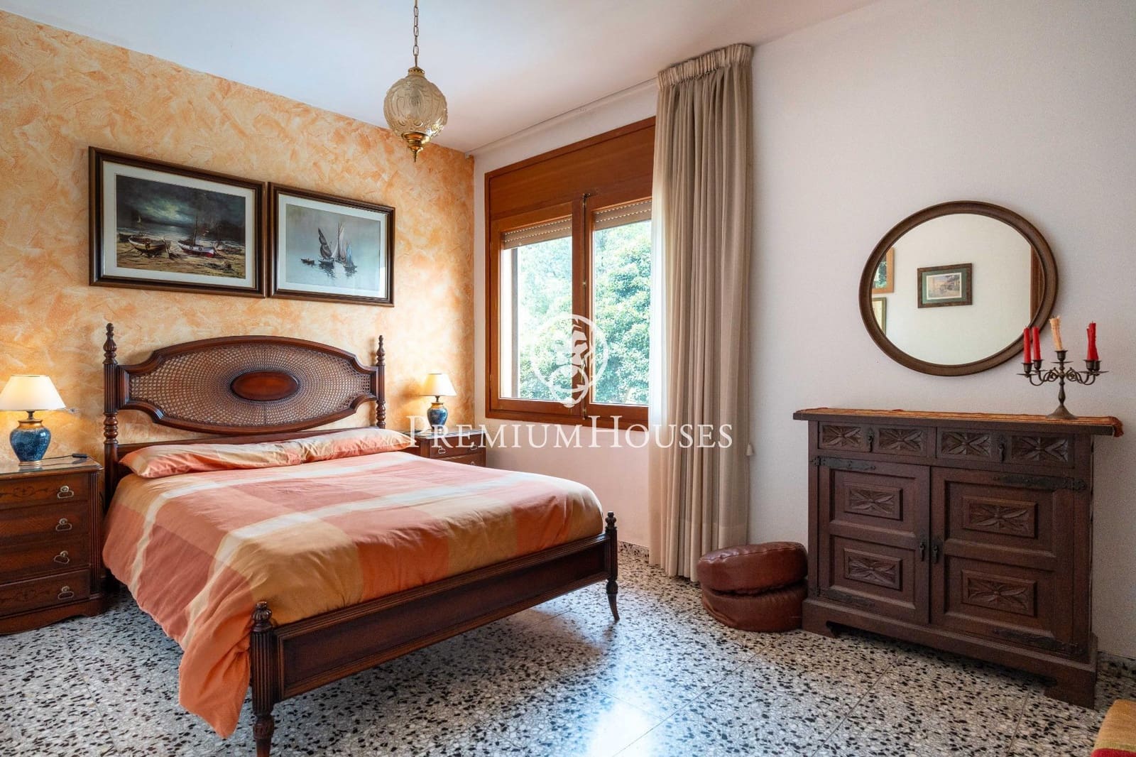 9 soveværelse Finca/Landehus til salg i Riudoms med swimmingpool - € 815.000 (Ref: 9003421)