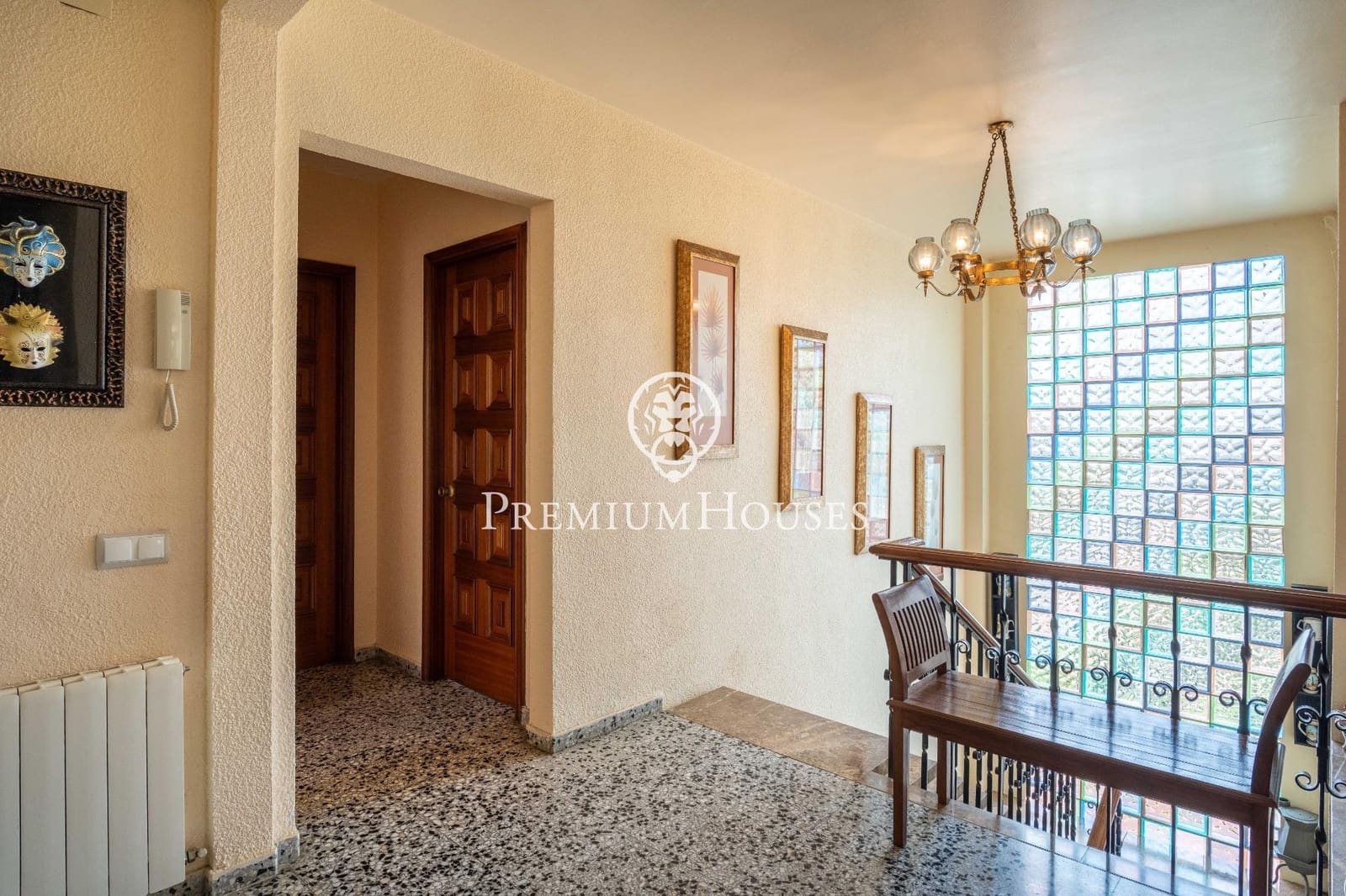 9 soveværelse Finca/Landehus til salg i Riudoms med swimmingpool - € 815.000 (Ref: 9003421)