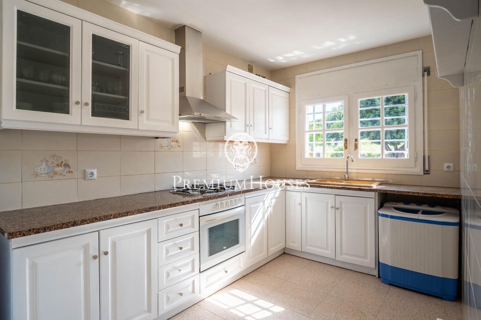 5 soveværelse Villa til salg i Creixell med swimmingpool garage - € 495.000 (Ref: 9003422)