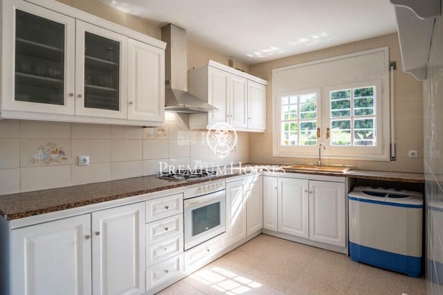 5 soverom Villa til salgs i Creixell med svømmebasseng garasje - € 495 000 (Ref: 9003422)