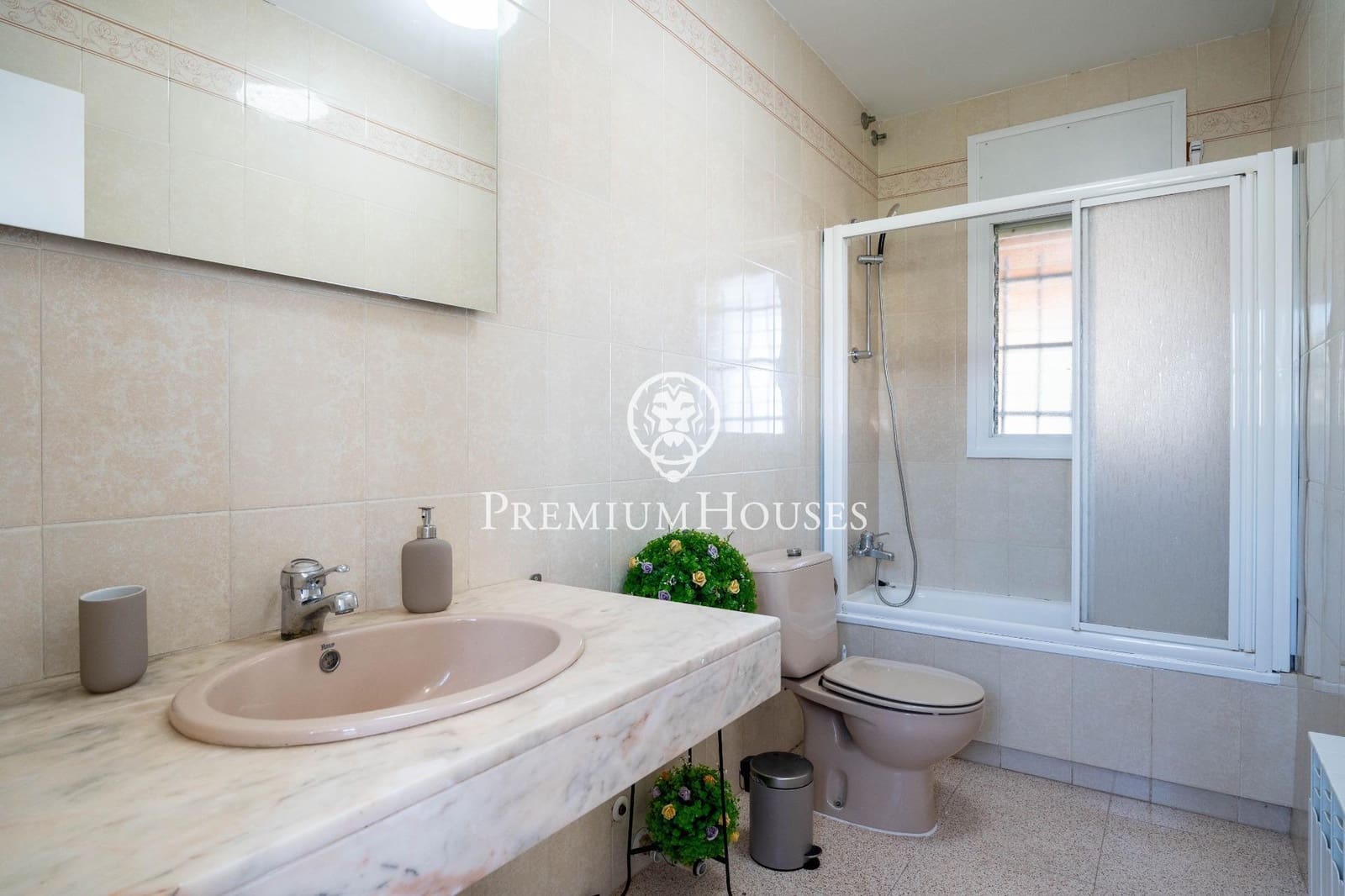 5 soveværelse Villa til salg i Creixell med swimmingpool garage - € 495.000 (Ref: 9003422)