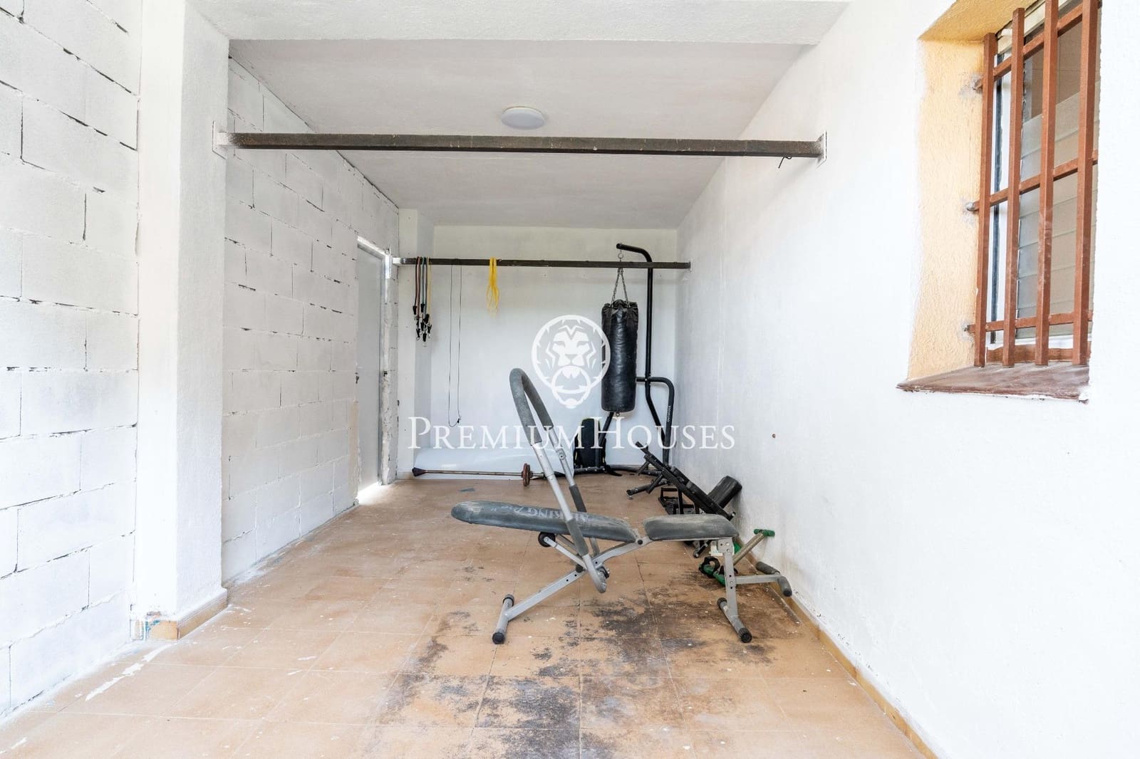 5 soveværelse Villa til salg i Creixell med swimmingpool garage - € 495.000 (Ref: 9003422)