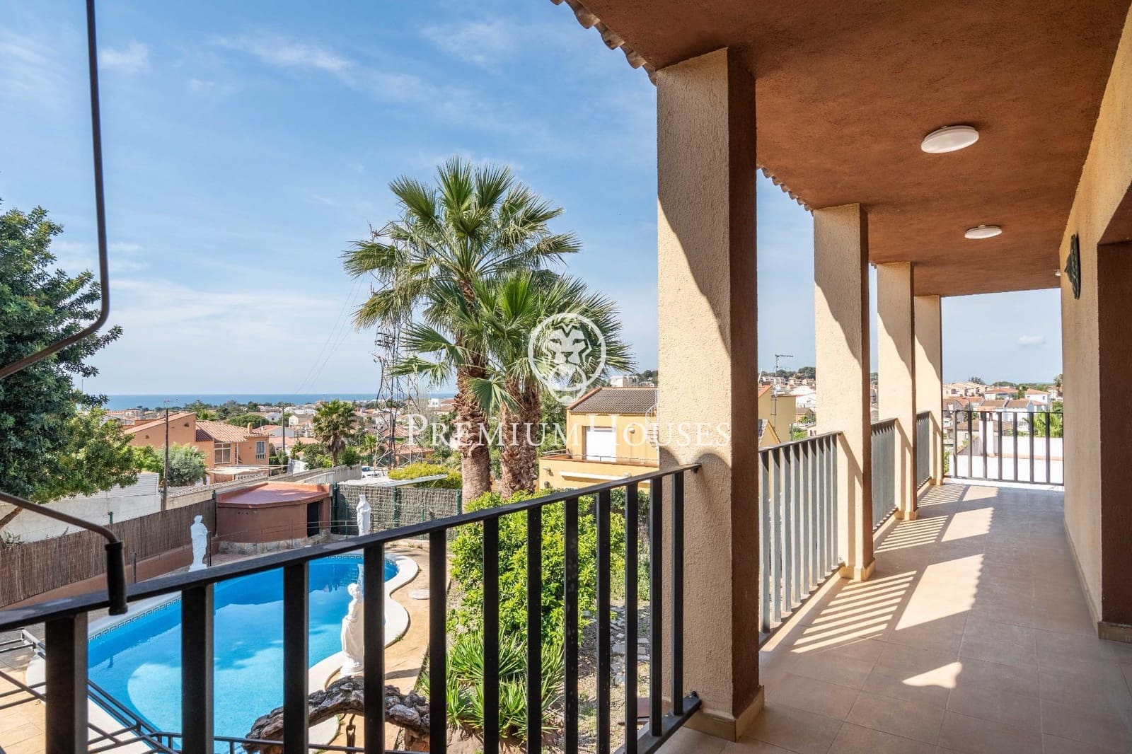 5 soveværelse Villa til salg i Creixell med swimmingpool garage - € 495.000 (Ref: 9003422)