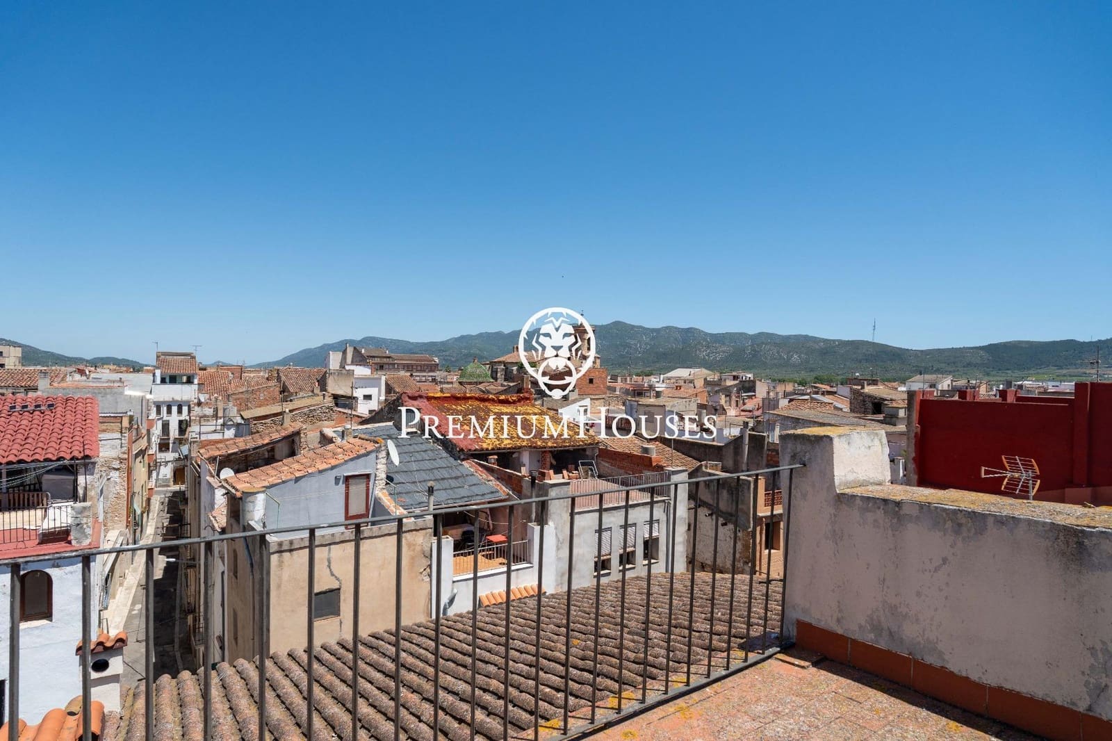 5 soveværelse Byhus til salg i Ulldecona med garage - € 340.000 (Ref: 9035948)