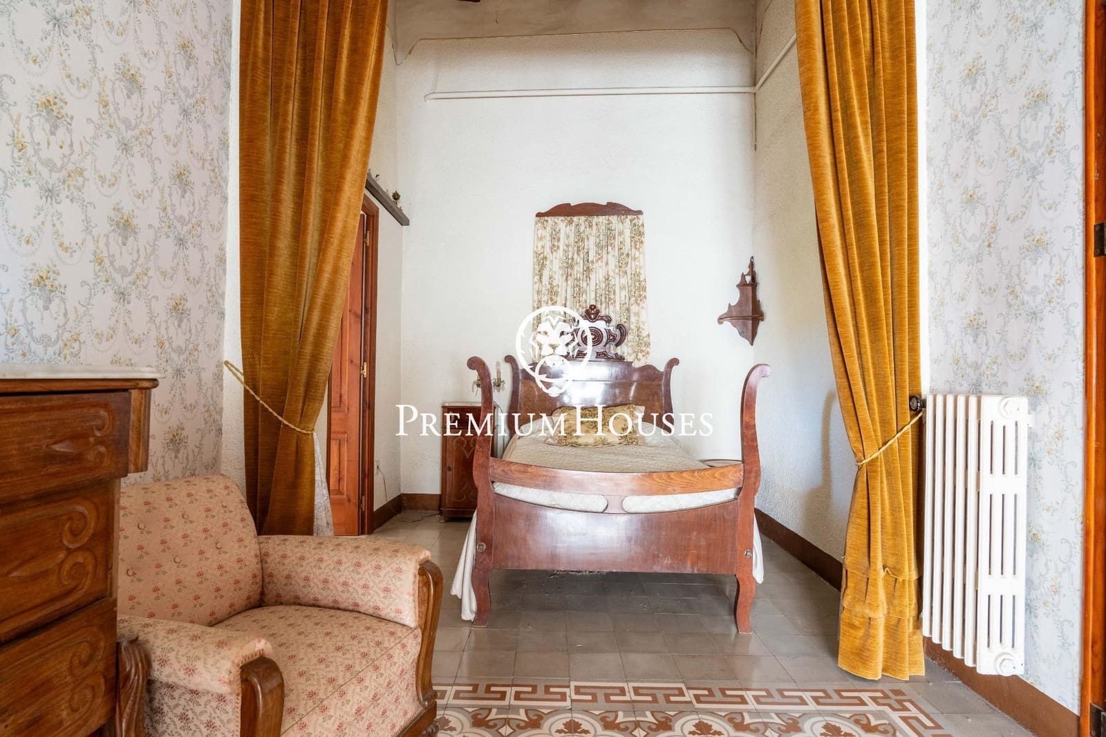 5 soveværelse Byhus til salg i Ulldecona med garage - € 340.000 (Ref: 9035948)