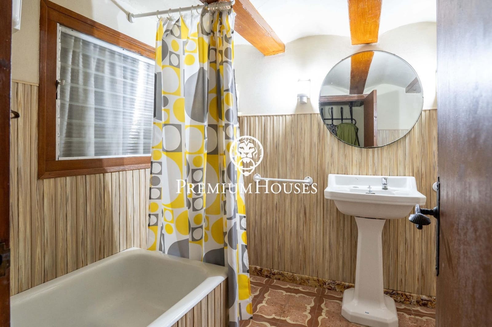 5 soveværelse Byhus til salg i Ulldecona med garage - € 340.000 (Ref: 9035948)