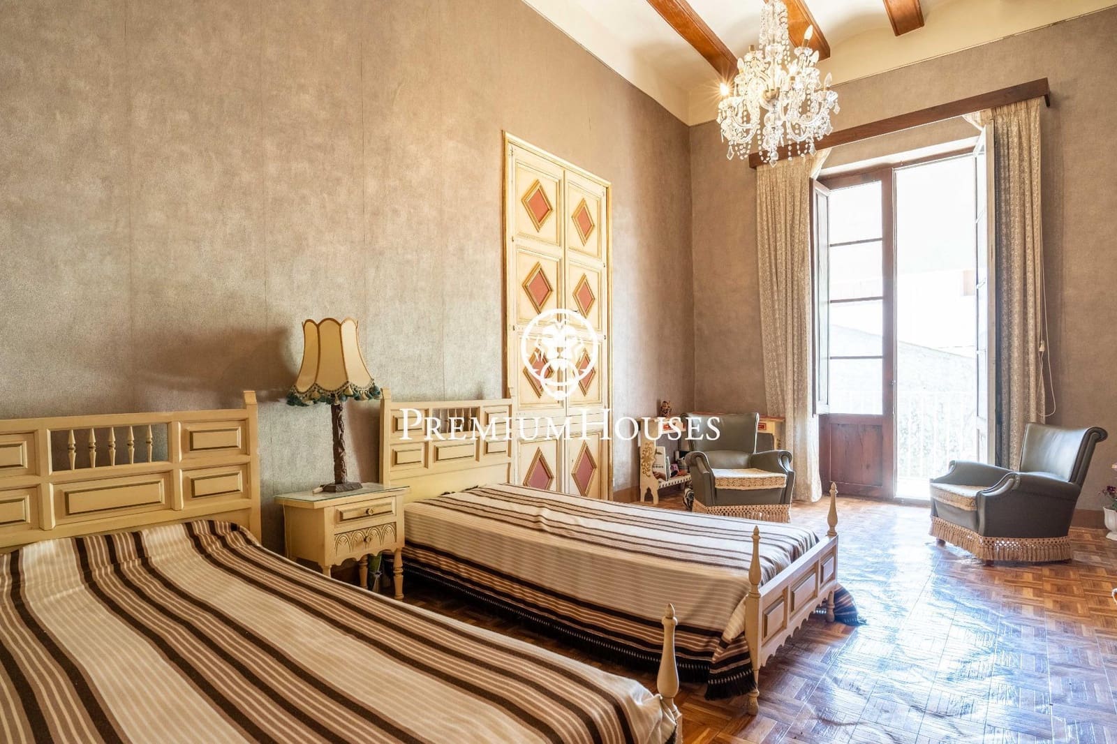 5 soveværelse Byhus til salg i Ulldecona med garage - € 340.000 (Ref: 9035948)