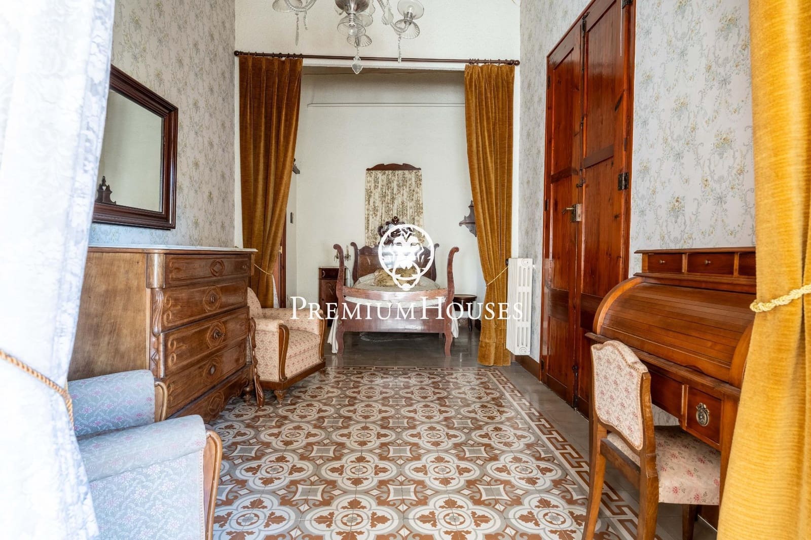 5 soveværelse Byhus til salg i Ulldecona med garage - € 340.000 (Ref: 9035948)