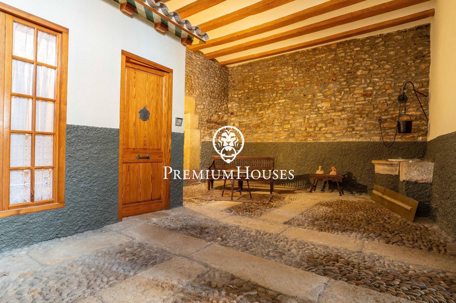 5 soveværelse Byhus til salg i Ulldecona med garage - € 340.000 (Ref: 9035948)