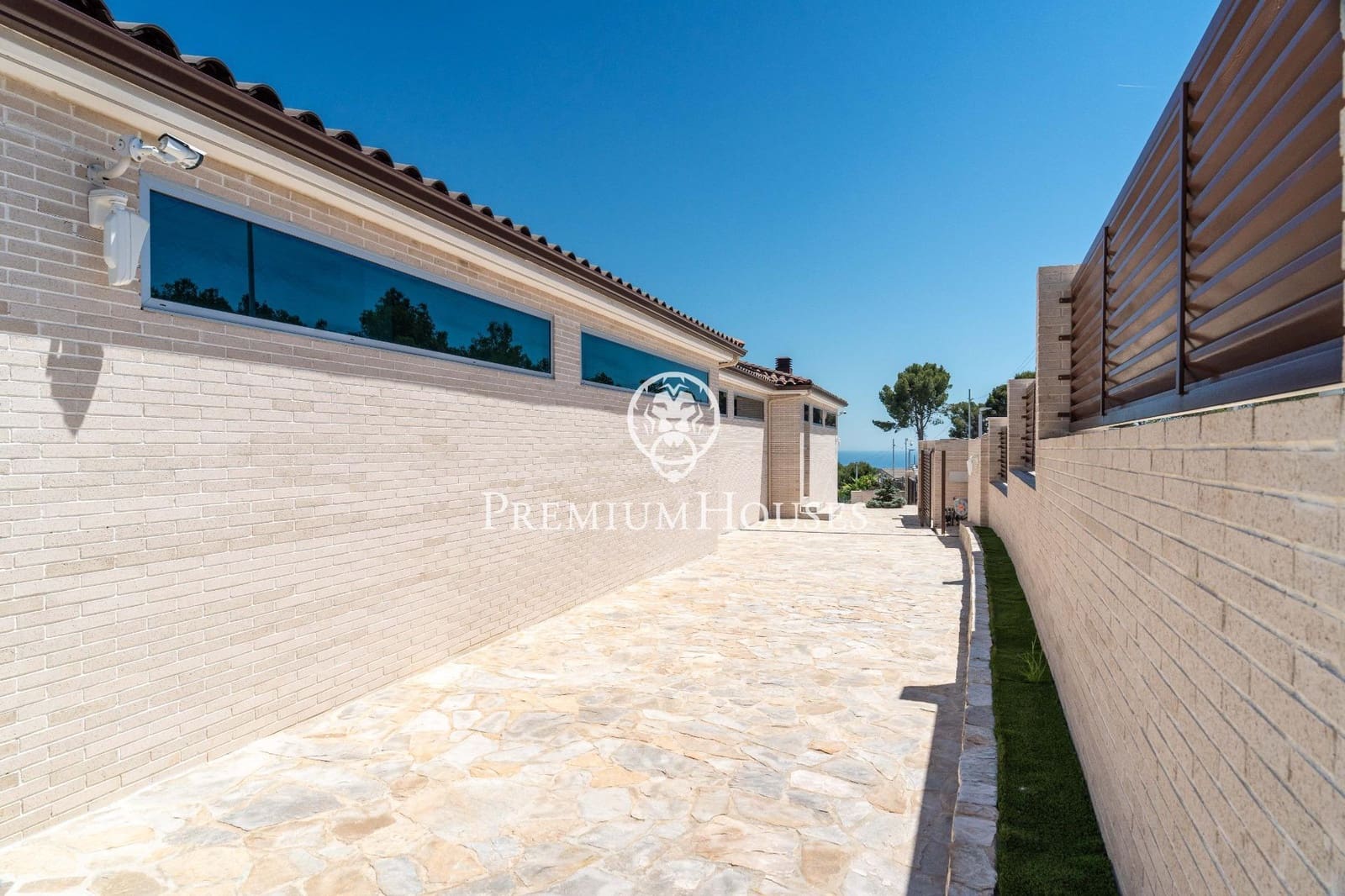 6 soveværelse Villa til salg i Castellet i la Gornal med swimmingpool garage - € 1.260.000 (Ref: 9036867)