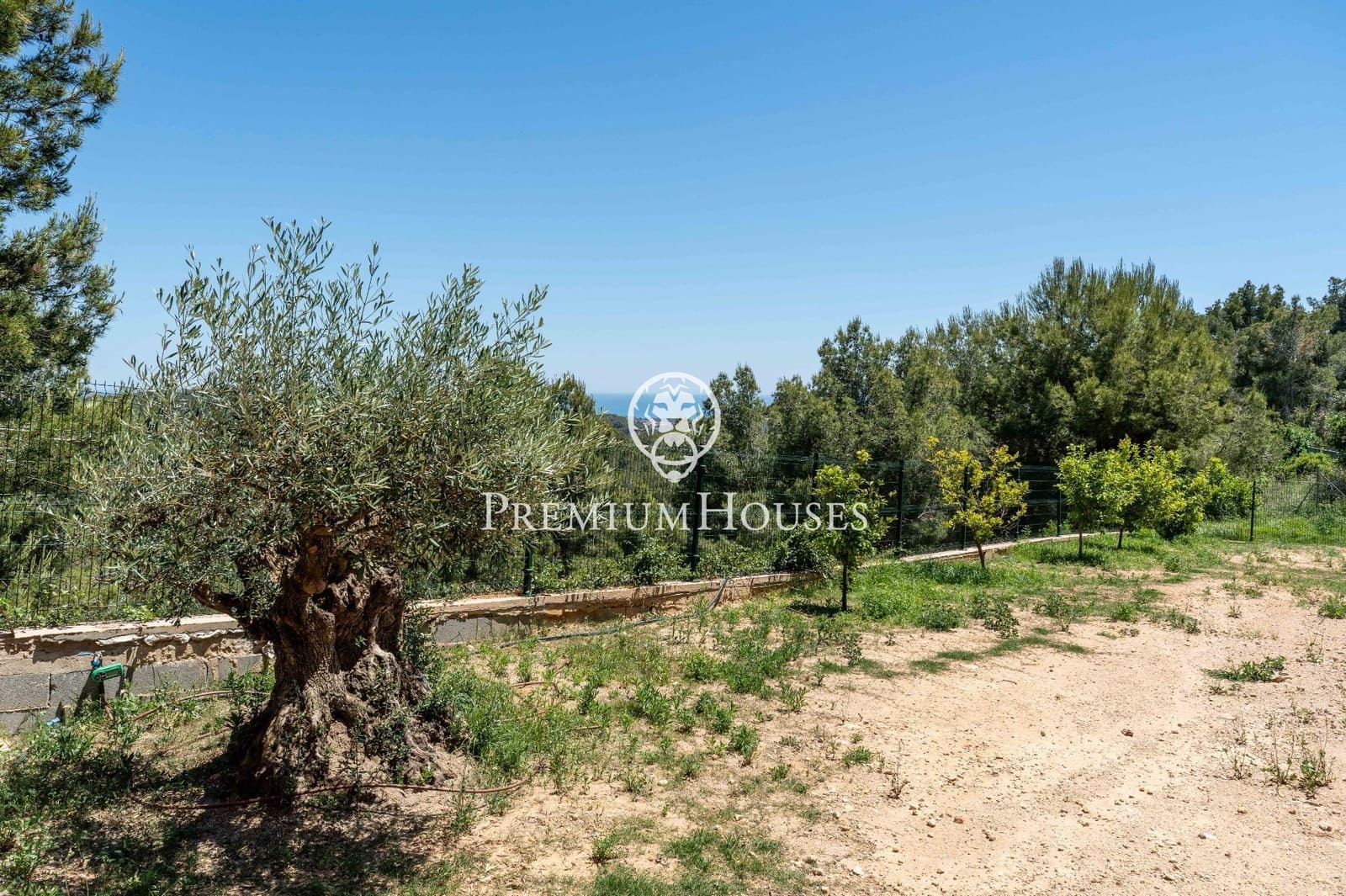 6 soveværelse Villa til salg i Castellet i la Gornal med swimmingpool garage - € 1.260.000 (Ref: 9036867)