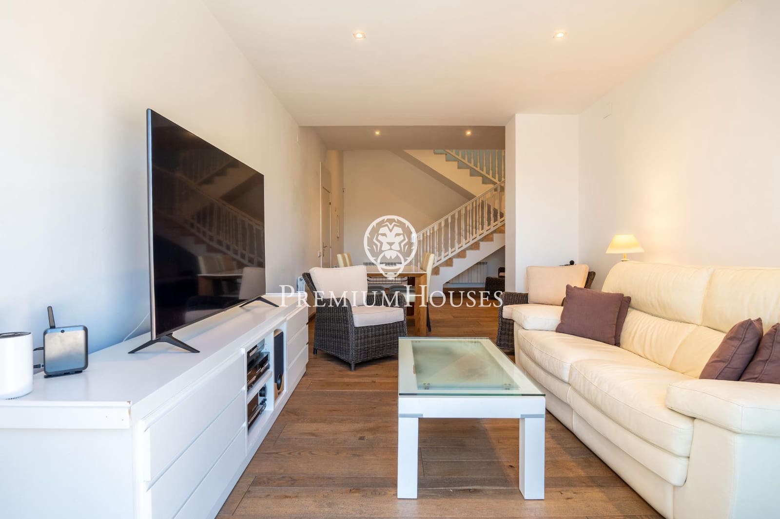 6 soveværelse Villa til salg i Castellet i la Gornal med swimmingpool garage - € 1.260.000 (Ref: 9036867)