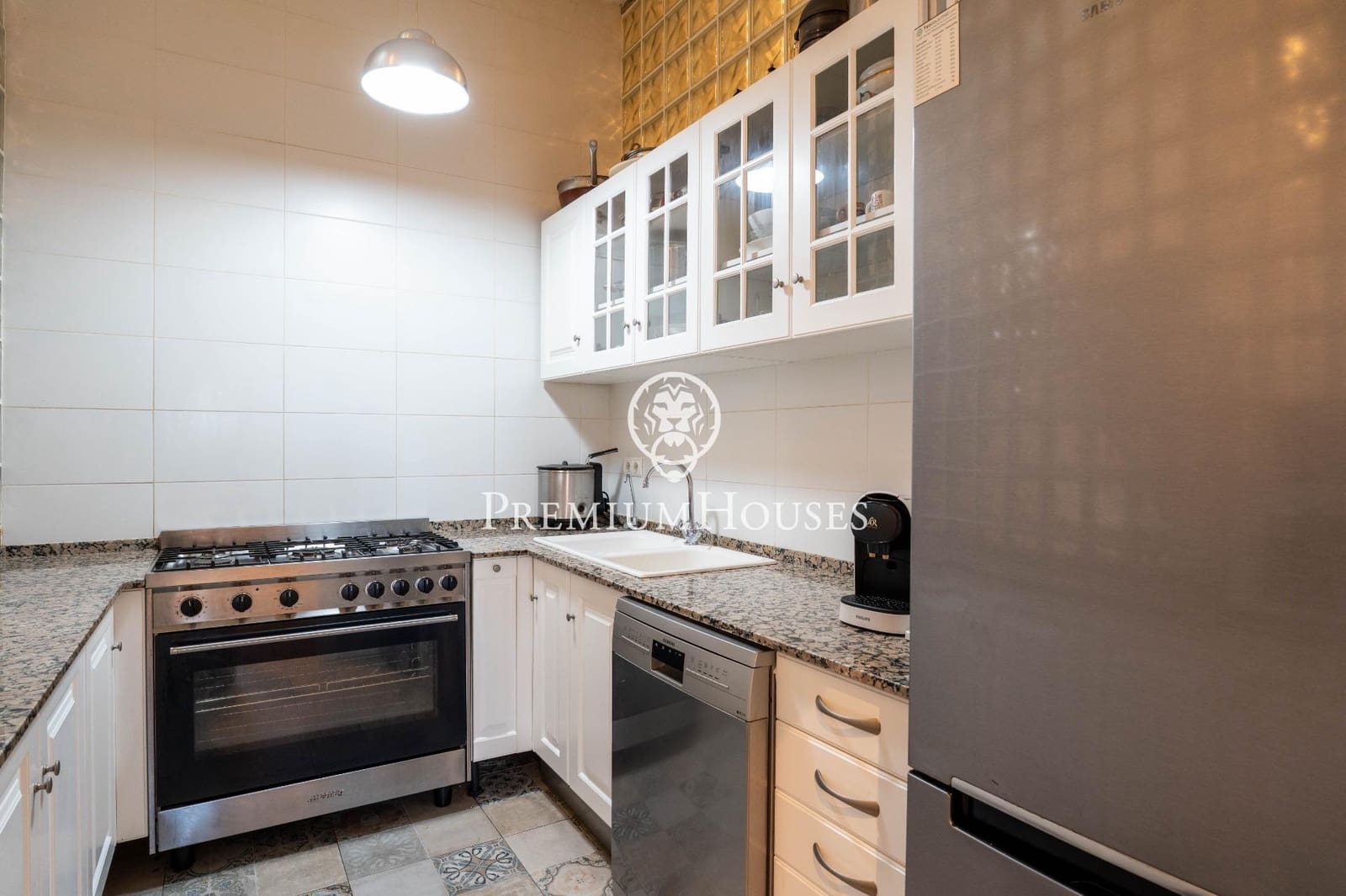 6 soveværelse Villa til salg i Castellet i la Gornal med swimmingpool garage - € 1.260.000 (Ref: 9036867)