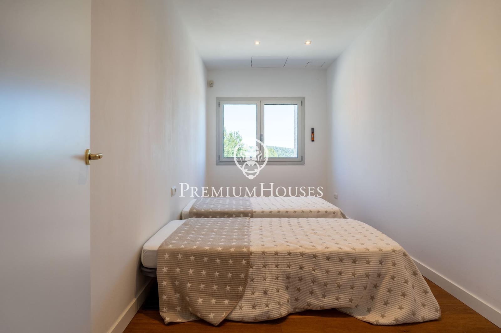 6 soveværelse Villa til salg i Castellet i la Gornal med swimmingpool garage - € 1.260.000 (Ref: 9036867)