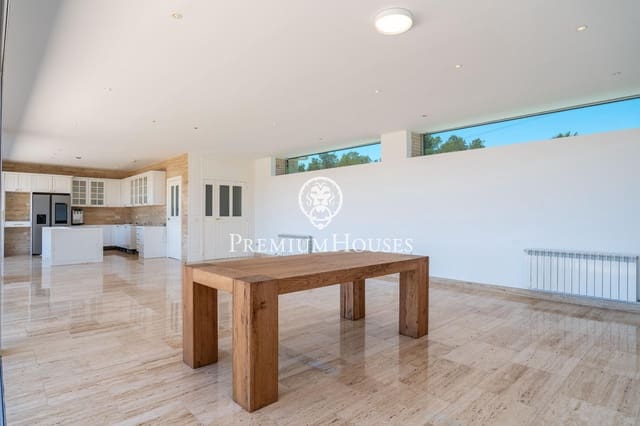 6 chambre Villa/Maison à vendre à Castellet i la Gornal avec piscine garage - 1 260 000 € (Ref: 9036867)