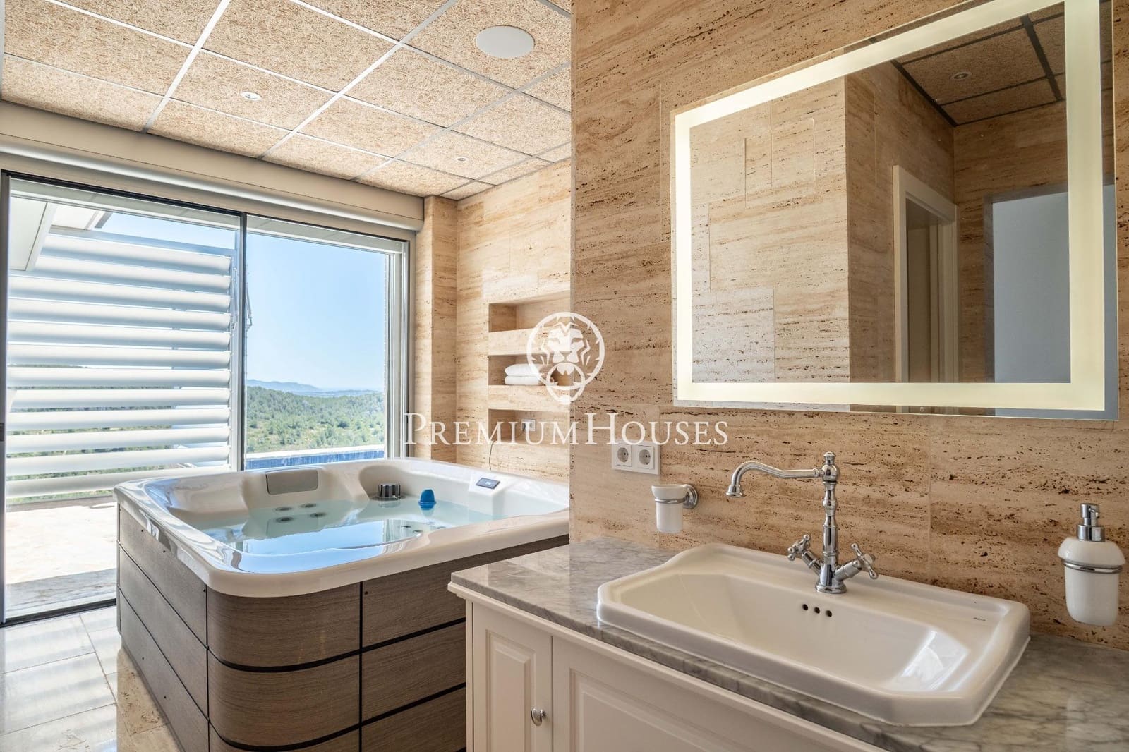 6 soveværelse Villa til salg i Castellet i la Gornal med swimmingpool garage - € 1.260.000 (Ref: 9036867)