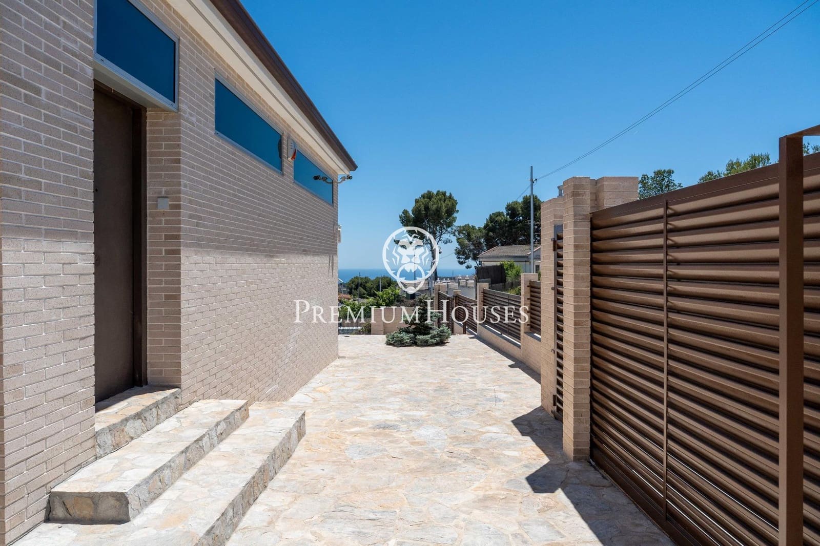 6 soveværelse Villa til salg i Castellet i la Gornal med swimmingpool garage - € 1.260.000 (Ref: 9036867)