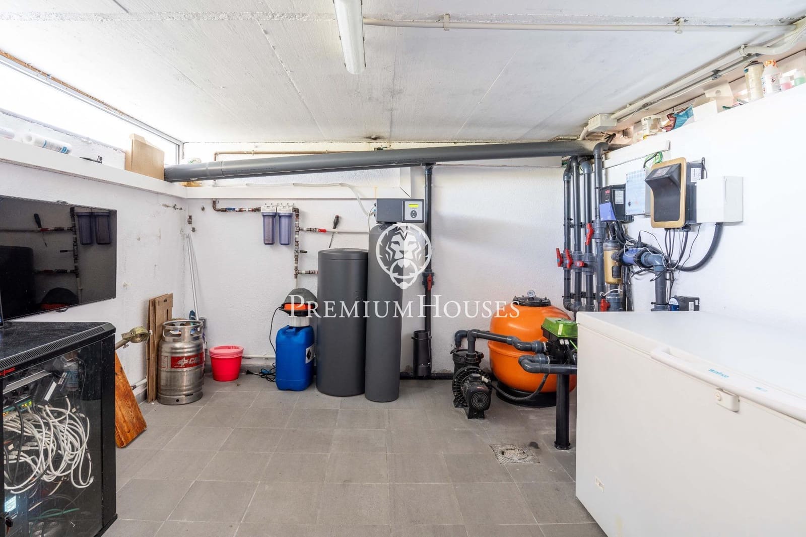 6 soveværelse Villa til salg i Castellet i la Gornal med swimmingpool garage - € 1.260.000 (Ref: 9036867)