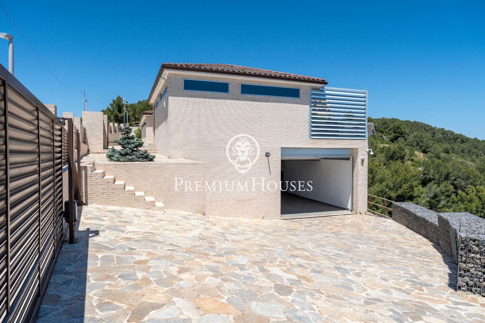 6 soveværelse Villa til salg i Castellet i la Gornal med swimmingpool garage - € 1.260.000 (Ref: 9036867)