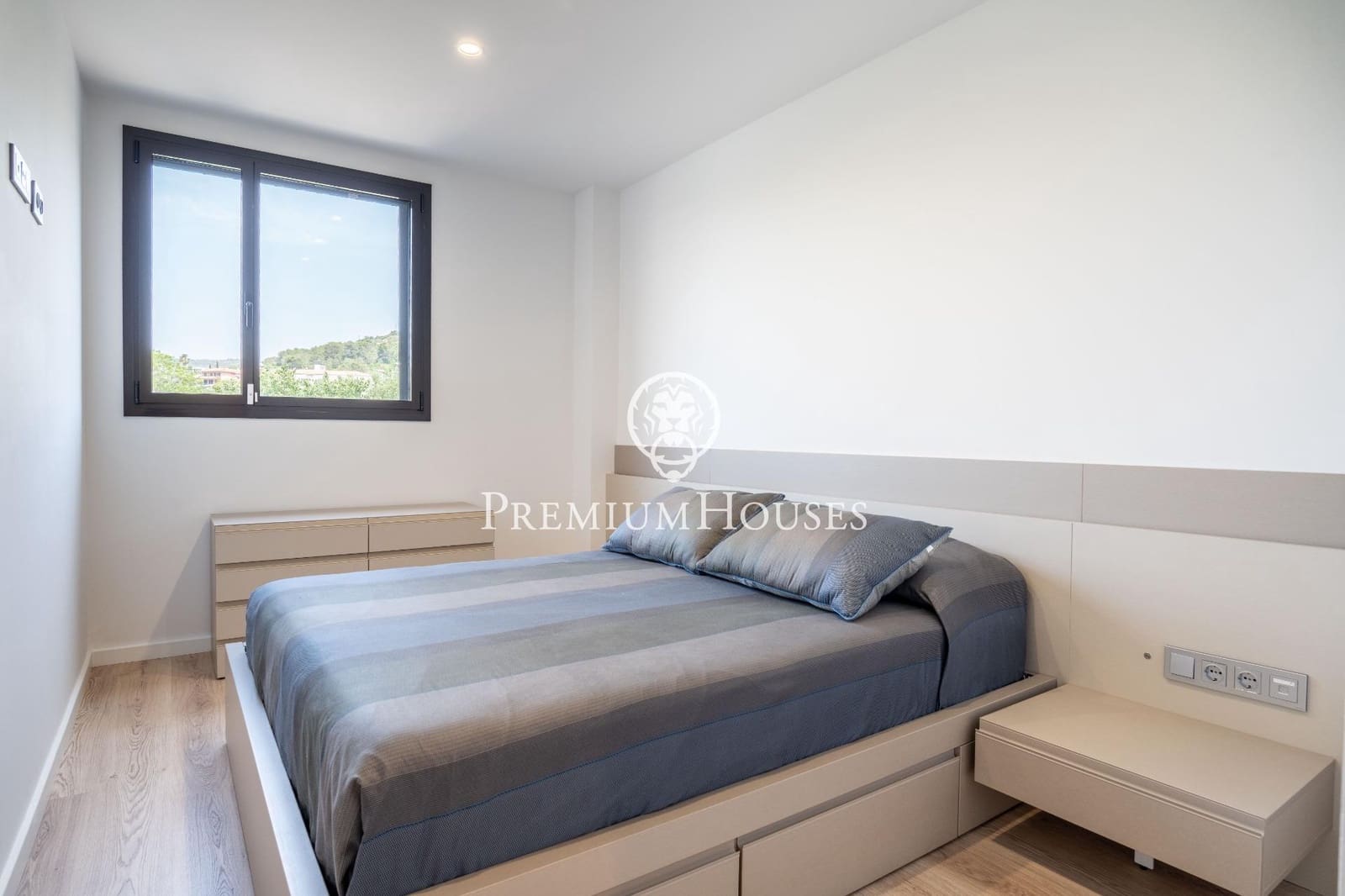 3 bedroom Apartment for sale in Sitges with pool - € 960,000 (Ref: 9059625)