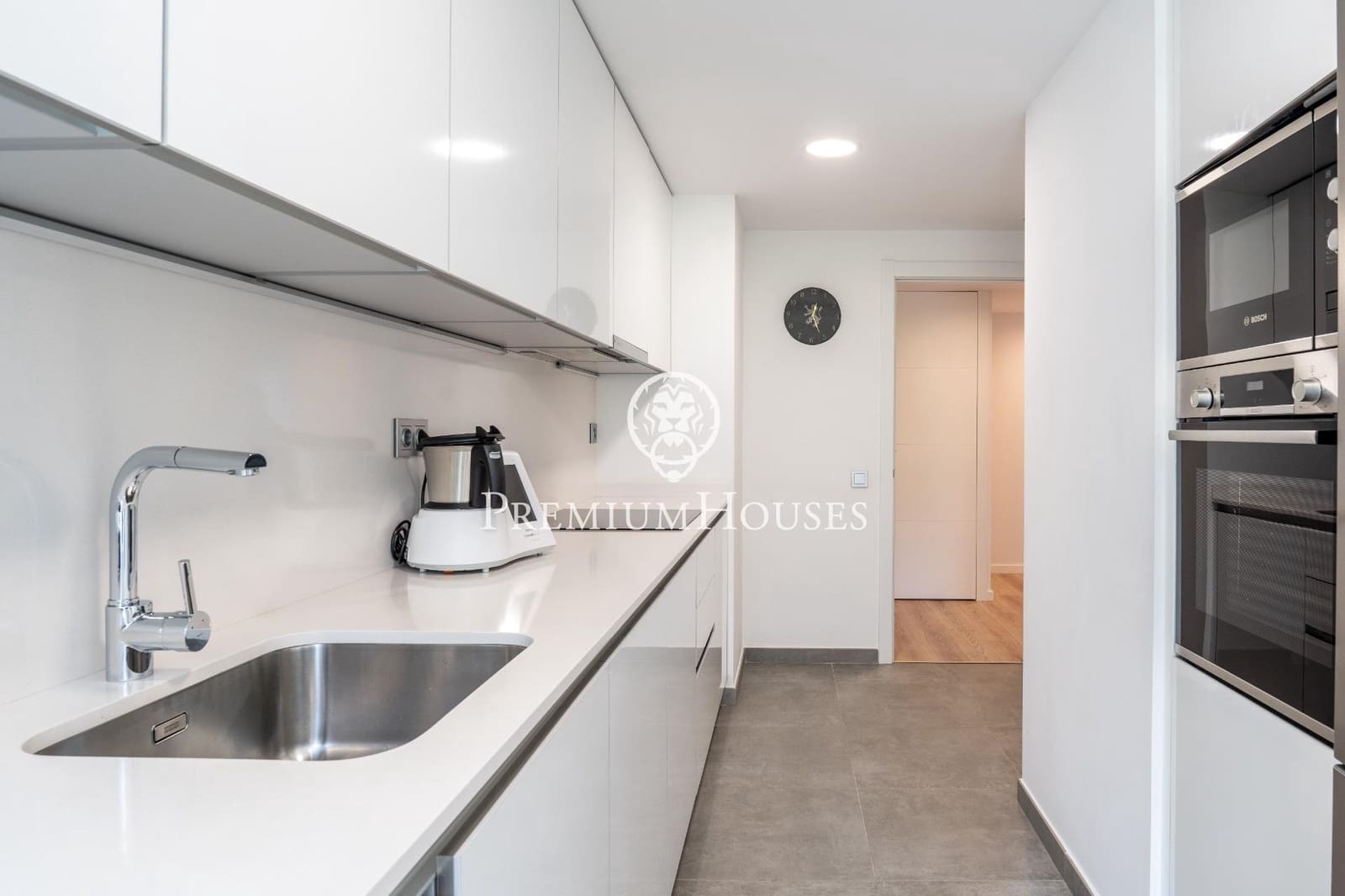 3 bedroom Apartment for sale in Sitges with pool - € 960,000 (Ref: 9059625)