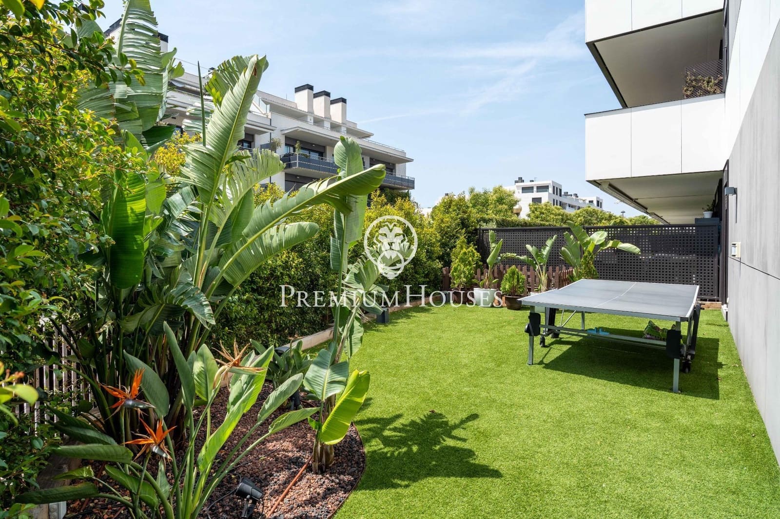 3 bedroom Apartment for sale in Sitges with pool - € 960,000 (Ref: 9059625)