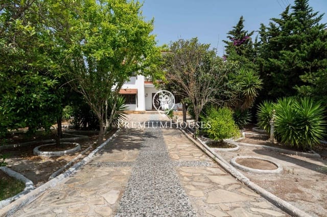 7 soveværelse Villa til salg i Tarragona by med swimmingpool - € 890.000 (Ref: 9065399)