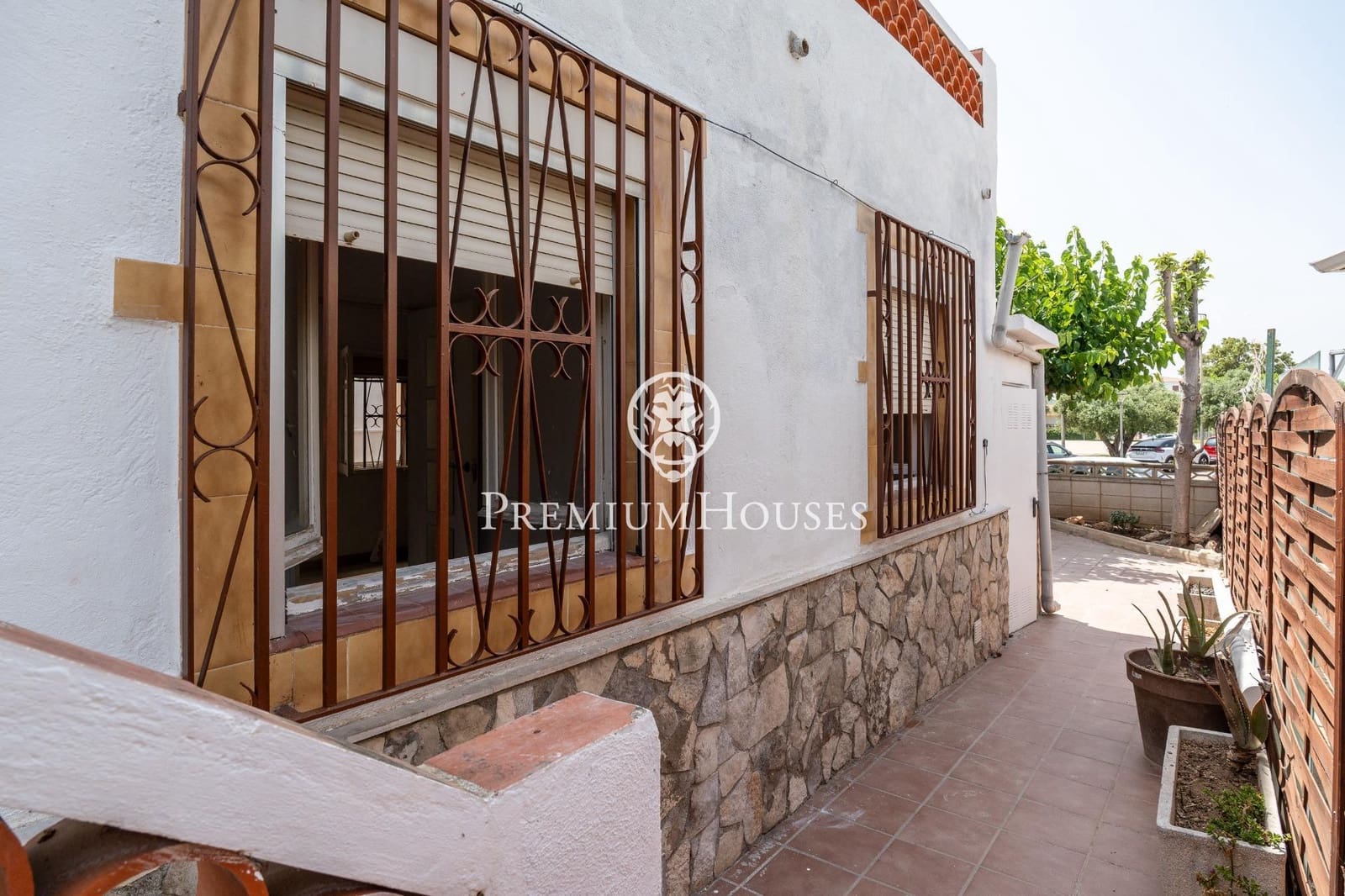 2 soveværelse Finca/Landehus til salg i Torredembarra - € 175.000 (Ref: 9065400)